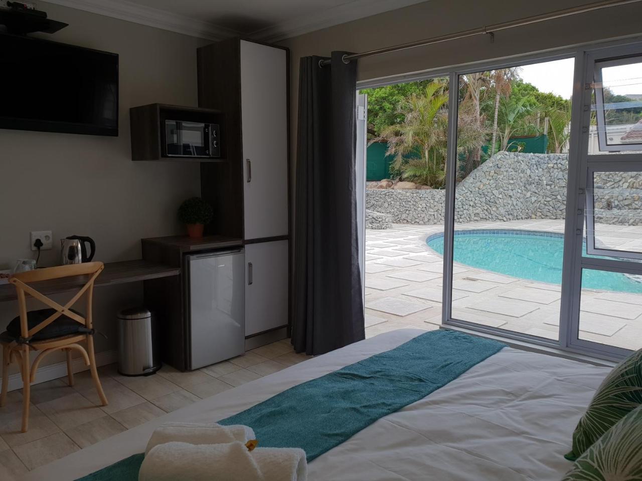 Reef View Bnb East London Exteriör bild